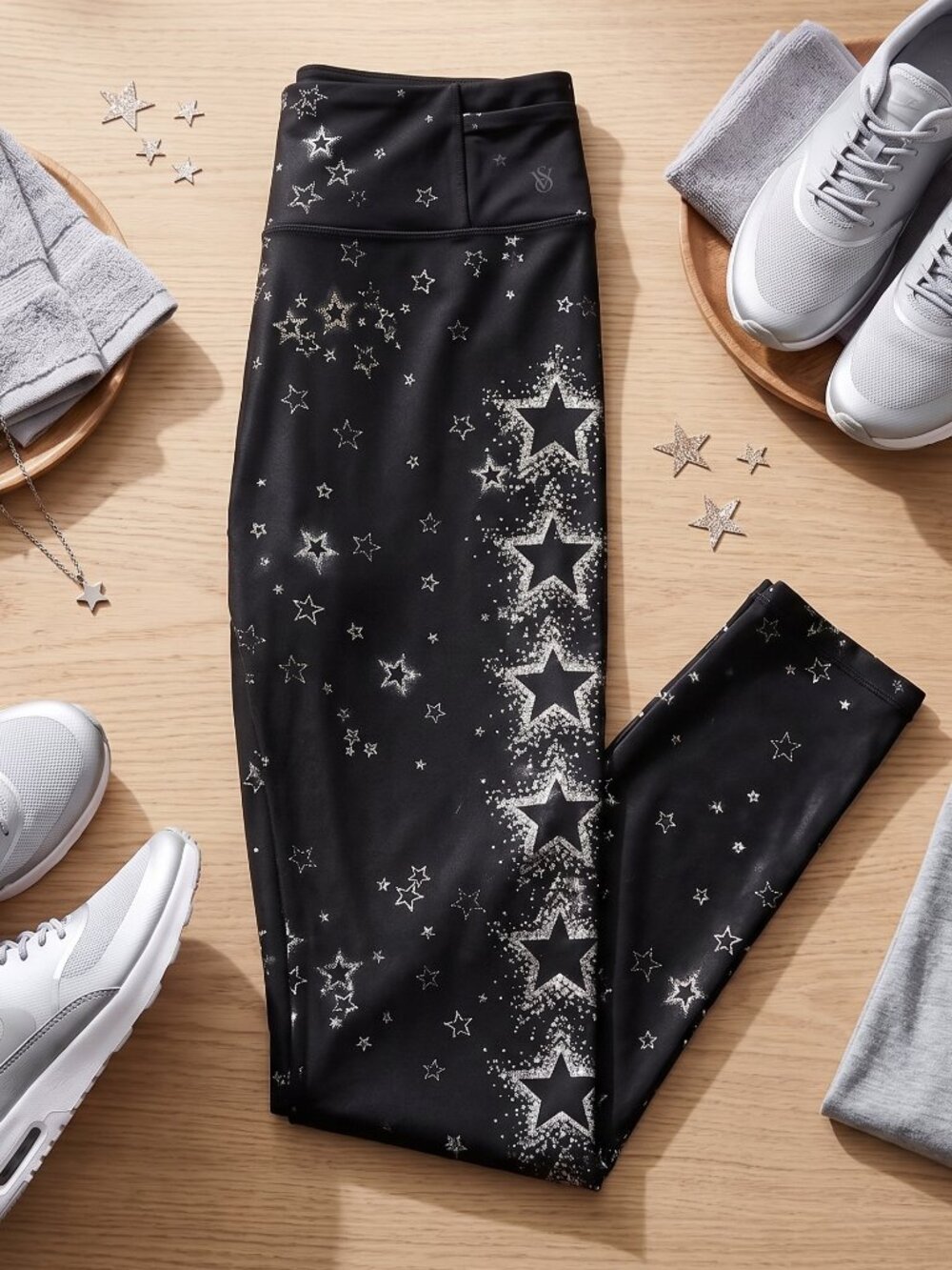 Victoria Sport Black Glimmer Star 7/8 Tights- Med